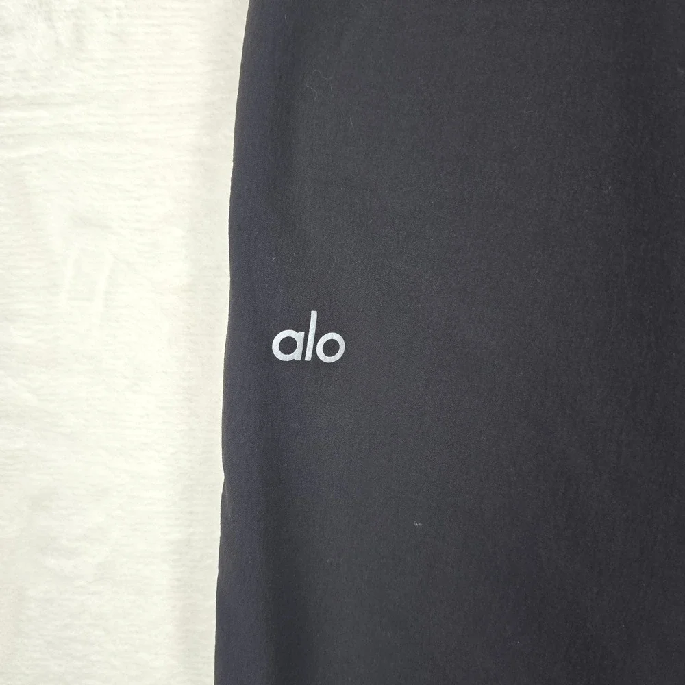 Alo Yoga Mens Co-Op Cropped Tech Trouser Black M5134R Tapered Pants Size Large